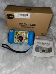 NEW VTECH 80-193601 KIDIZOOM CAMERA PIX SELFIE MODE 4 BUILT-IN GAMES 2.0 MP BLUE