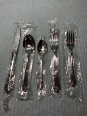 NEW Oneida Community Flatware Clarette 5 Pc Place Setting NEW OLD STOCK