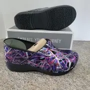 Dansko XP 2.0 Ribbon Patent. Leather Clog Women's Size 41 EU (10.5-11)