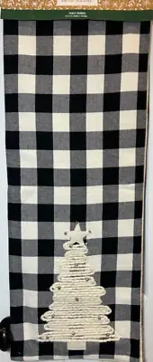 ARCTIC HOLIDAY TABLE RUNNER (1) BLACK CREAM BUFFALO PLAID TREE 14 X 72 NWT