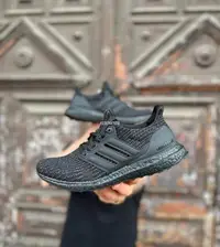 在飛比找Yahoo!奇摩拍賣優惠-Adidas Ultra Boost 4.0 全黑武士 百搭