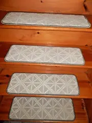 16 STEP 9" x 27" + 1 Runner 26'' x 72'' Wool Tufted Carpet Stair Treads .