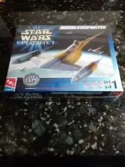AMT Star Wars Diecast Naboo Star Fighter New Sealed Mandalorian Boba Fett fans