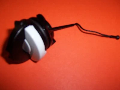 NEW STIHL FUEL CAP FITS MS440 MS390 MS660 MS460 MS310 MS290 00003500525 OEM