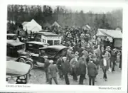 *KY. Postcard-"Crowd Gathers @ Floyd Collins Entrapment @ Sand Cave" {G320-S12