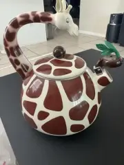 Vintage Supreme Housewares Giraffe Whistling Enamel On Steel Teapot *READ