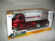1952 CHEVY COE FLATBED JADA 1:24 OPENING DOORS & SLIDING FLATBED