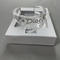 在飛比找PopChill優惠-[二手] Christian Dior 壓克力手環 正品 施