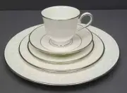 Lenox OPAL INNOCENCE Bone China -5 Piece Place Setting- New with Box