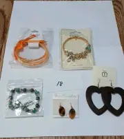 Lot New 5 Pc Hair Barrett Clips & Jewelry Gift Bag White Elephant Grab Bag #18