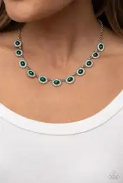 Paparazzi Modest Masterpiece Green Necklace