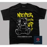 在飛比找蝦皮購物優惠-Bear Never Give Up Bear T 恤 T 