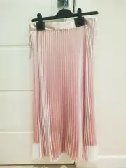 Brand new Ted Baker pleat skirt Size 2 , with Tags Pale pink