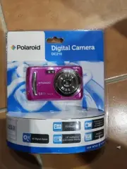 Polaroid Digital Camera DC210 5mp 4x Digital Zoom 1.8 Display SD SDHC Card