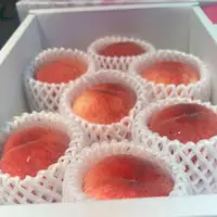 在飛比找蝦皮商城優惠-產季結束【日本空運山形水蜜桃小禮盒】 精緻包裝 1盒7顆 每