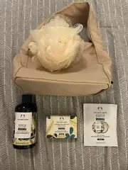 The Body Shop Moringa Pack