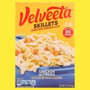 Velveeta Skillets Chicken Alfredo Dinner Kit, 12.5 oz Box