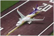 1:400 Phoenix THAI AIRBUS A320 Passenger Airplane Diecast Plane Aircraft Model