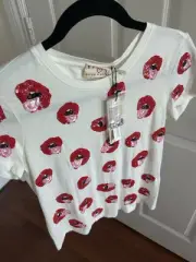 NWT ALICE +OLIVIA X Donald Robertson Collection Embellished Lips T-Shirt Top XS