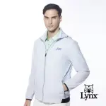 【LYNX GOLF】男款輕量透氣LOGO鬆緊帶設計拉鍊口袋連帽可拆式長袖外套(淺灰色)