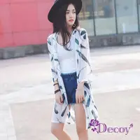 在飛比找momo購物網優惠-【Decoy】雪紡印花＊七分袖防曬輕薄罩衫外套/白色羽毛