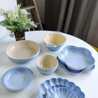 在飛比找ETMall東森購物網優惠-出口法國LC家藍色貝殼盤花朵盤雙耳鍋平盤 漸變色酷彩陶瓷 米