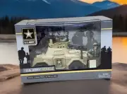 Official US Army Truck Vehicle Combat w/ 2 Poseable Military Figures SF-03