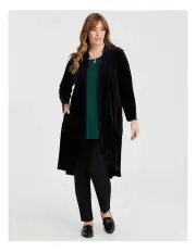 [Taking Shape] Abbey Velour Duster in Black