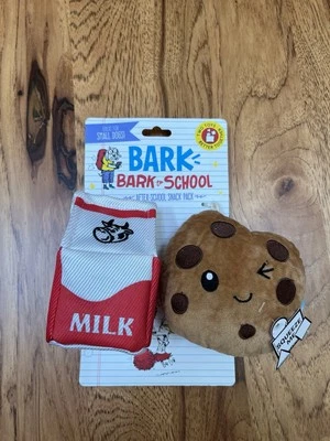 New Bark box Bark To School After School Snack Pack Spiky Cube Squeaker