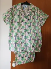 Bluey Ladies Pink Palm Tree Printed 2 Piece Button Up Pyjama Set Size 12 New