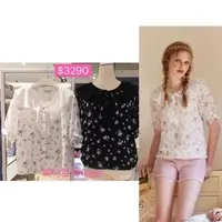 在飛比找Yahoo!奇摩拍賣優惠-【0918專櫃女裝】2021春裝目錄款 滿版小玫瑰花網紗領短