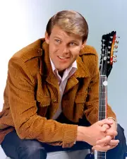 GLEN CAMPBELL LEGENDARY MUSICIAN - 8X10 PUBLICITY PHOTO (SP-033)