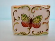 MINT! DelicateHEREND Hand Painted PORCELAIN Scalloped MATCHBOOK BUTTERFLY BOX