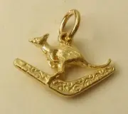 GENUINE SOLID 9ct YELLOW GOLD 3D KANGAROO & BOOMERANG AUSTRALIA CHARM/PENDANT