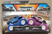 Monster Jam 2023 Series 25 Blue Thunder / Full Charge #20142618 1:64 Scale
