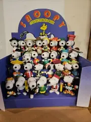 Peanuts / Snoopy McDonalds Happy Meal Toy 1999 SNOOPY World Tour 2