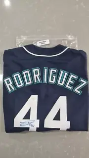 2022 Leaf Autograph Multi-Sport Julio Rodriguez Jersey - Signature Debut