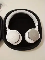 Audio Technica SR5BT Bluetooth High Resolution Wireless On Ear Headphones & Case