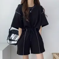 在飛比找momo購物網優惠-【D.studio】韓版寬鬆休閒運動套裝(短褲短袖上衣短袖t