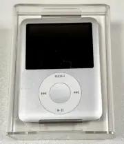 Apple iPod nano 3rd Generation 8GB Silver PA980LL/A A1236 *Engraved* NEW Sealed