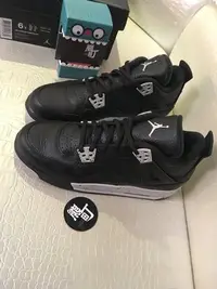 在飛比找Yahoo!奇摩拍賣優惠-全新 NIKE AIR JORDAN 4 RETRO ORE