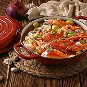 Gourmet Kitchen Cast Iron Shallow Casserole Dish with Lid Heat Resistant Knob Enamel Processing Oven Safe Dutch Oven Cookware High-Quality Non Stick Casserole 30cm - Black Cherry Red
