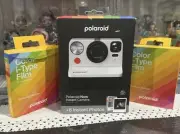 Polaroid Now Generation 2 Instant Camera - Everything Box - B&W Film Bundle