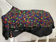 AXIOM 1200D RIPSTOP FANCY STAR / BLACK 300gm PADDOCK HORSE RUG - 6' 3