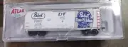 ATLAS N TRAINMAN 50006493- 40' PLUG DOOR BOX CAR - PABST BLUE RIBBON NIB RTR