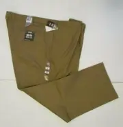 Men's Dockers The Original Signature Khaki Pleated Pants, New Classic Fit 45x30