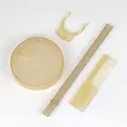 Rainbow High - Harper Dune - Pacific Coast - Pale Gold Stand and Hair Comb Only