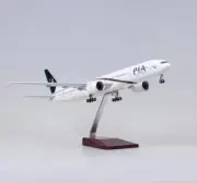 1/157 Pakistan International Airlines Boeing 777-300ER Plane Model