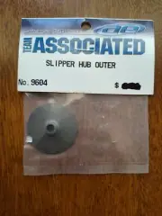 Team Associated B4/T4 Outer Slipper Hub # 9604
