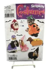 NEW Dog costume Santa Pumpkin Hotdog King Princess pattern Simplicity 3952 UC